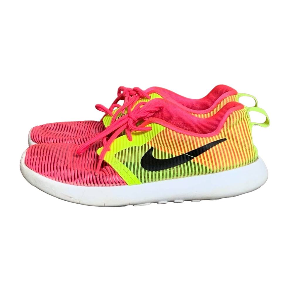 WOMENS NIKE ROSHE ONE FLIGHT ATHLETIC SHOES SIZE 5 PINK YELLOW NICE